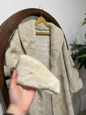 کت بلند خز - Image 3